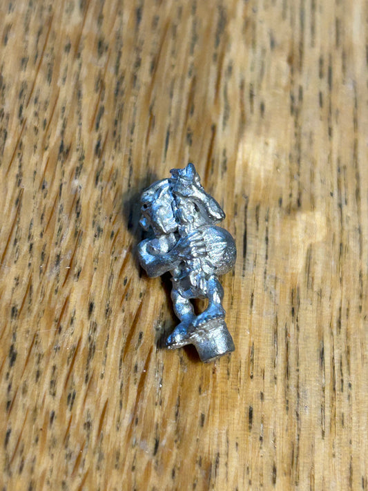 Games Workshop Citadel C14 Snotlings Snotling with ball and chain Metal Snotling (3 available)