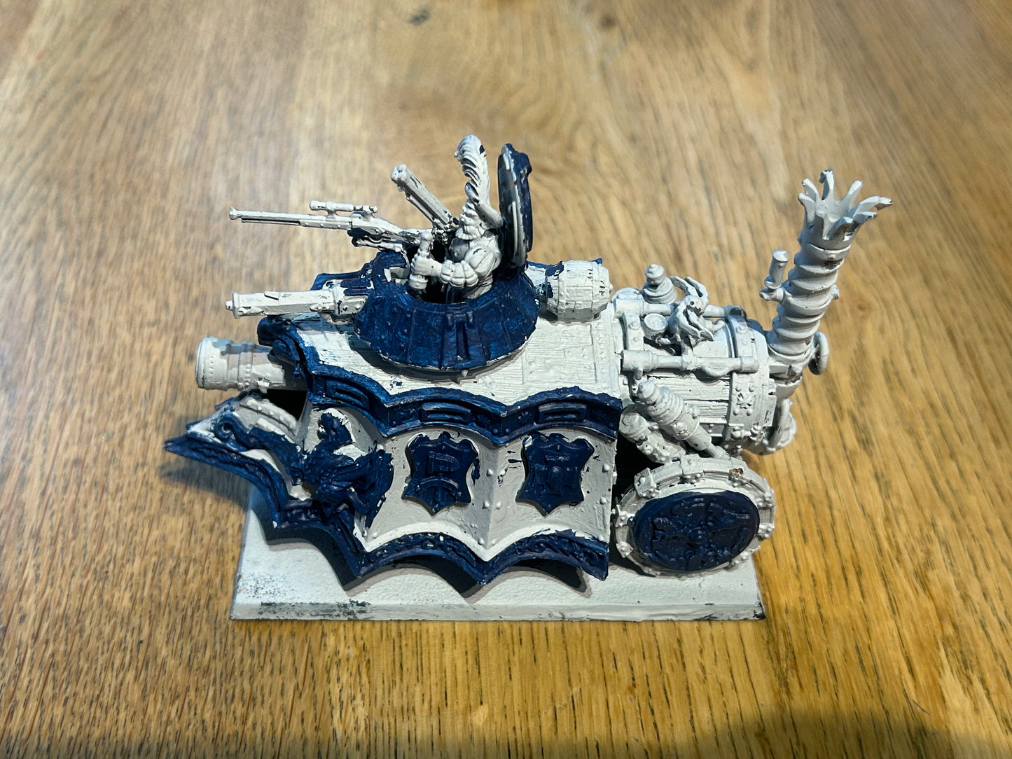 Warhammer fantasy empire steam tank