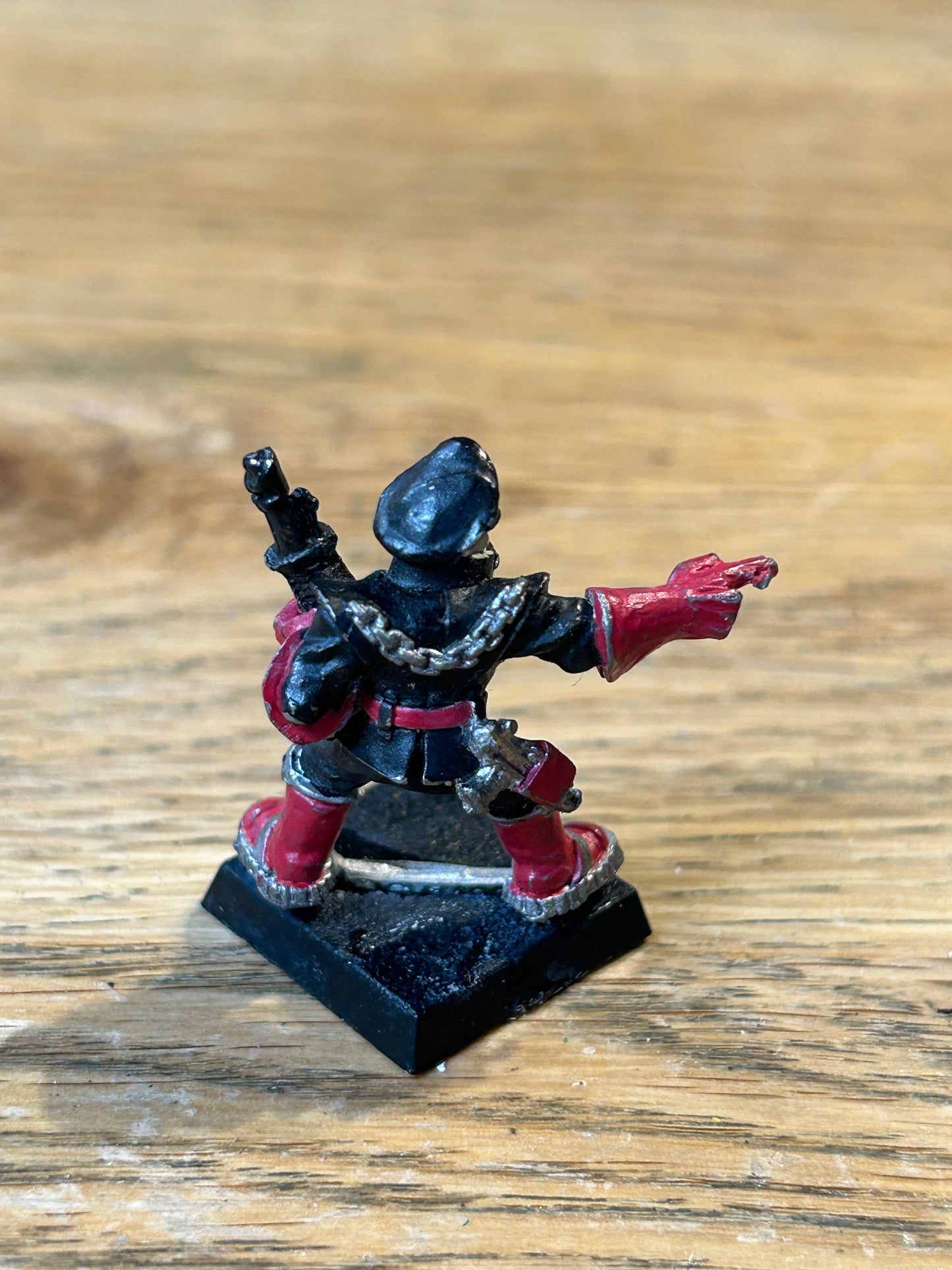Rogue Trader Imperial Guard Commissar w/ Lasgun 40k Metal Citadel
