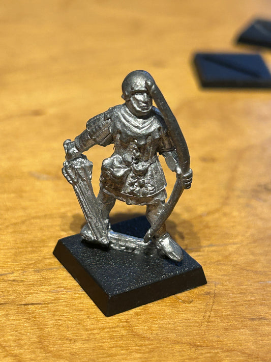 Warhammer fantasy bretonnian bowman