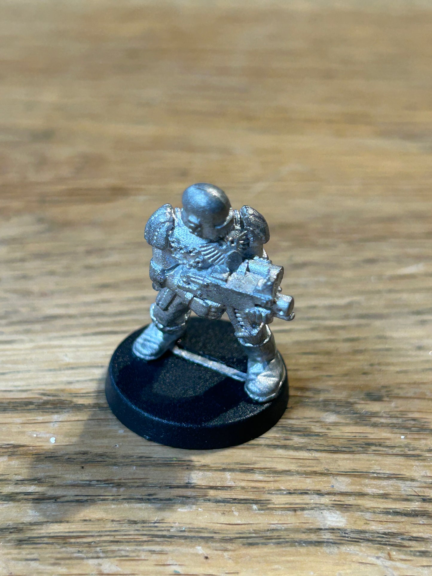 Rogue Trader Adeptus Arbites w/ Bolter Boltgun Metal Necromunda Citadel