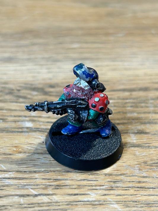 Iron Claw Squat 
Las Gun Squats Rogue Trader 80s Metal Citadel