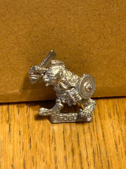 Citadel Miniatures Warhammer fantasy C12 Goblins leg ripper 1985