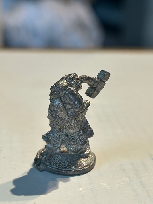 DW3 DWARF WITH HAMMER
 Asgard miniatures