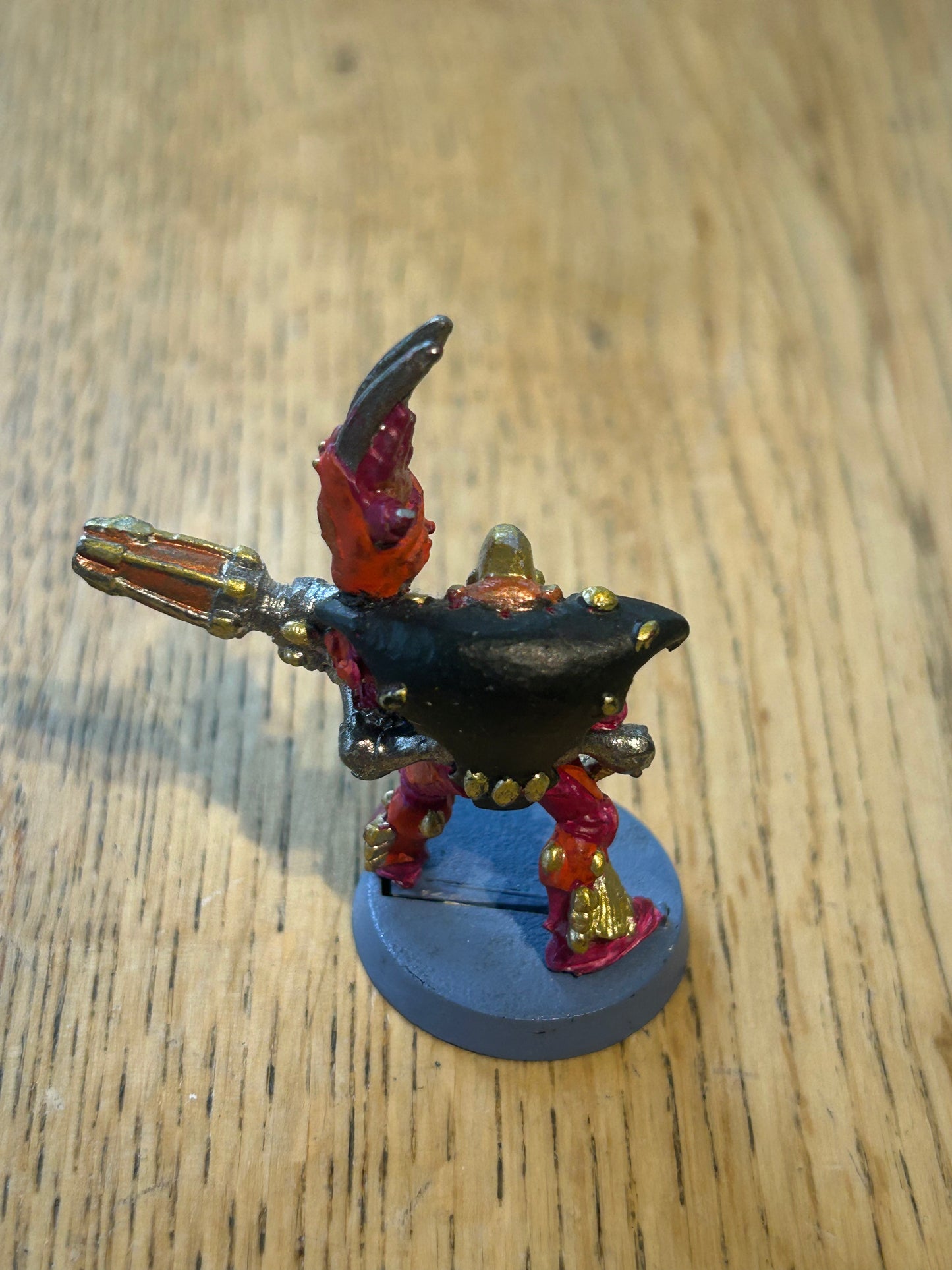 Warhammer 40k eldar warp spider (Converted with a lightning claw)