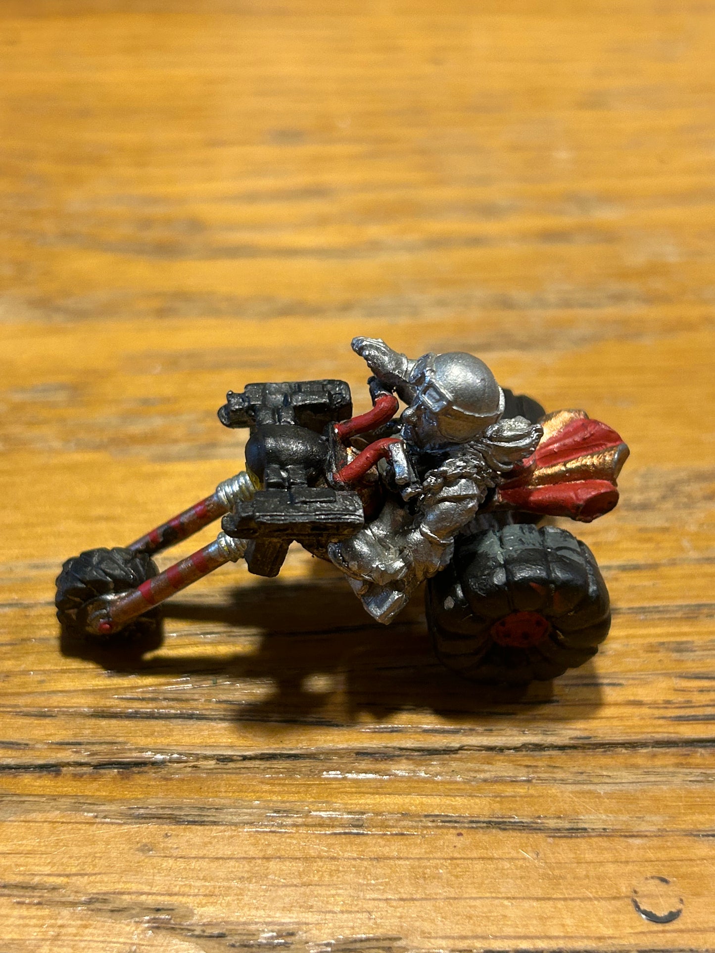 Warhammer 40k Rogue Trader Squat biker on Trike