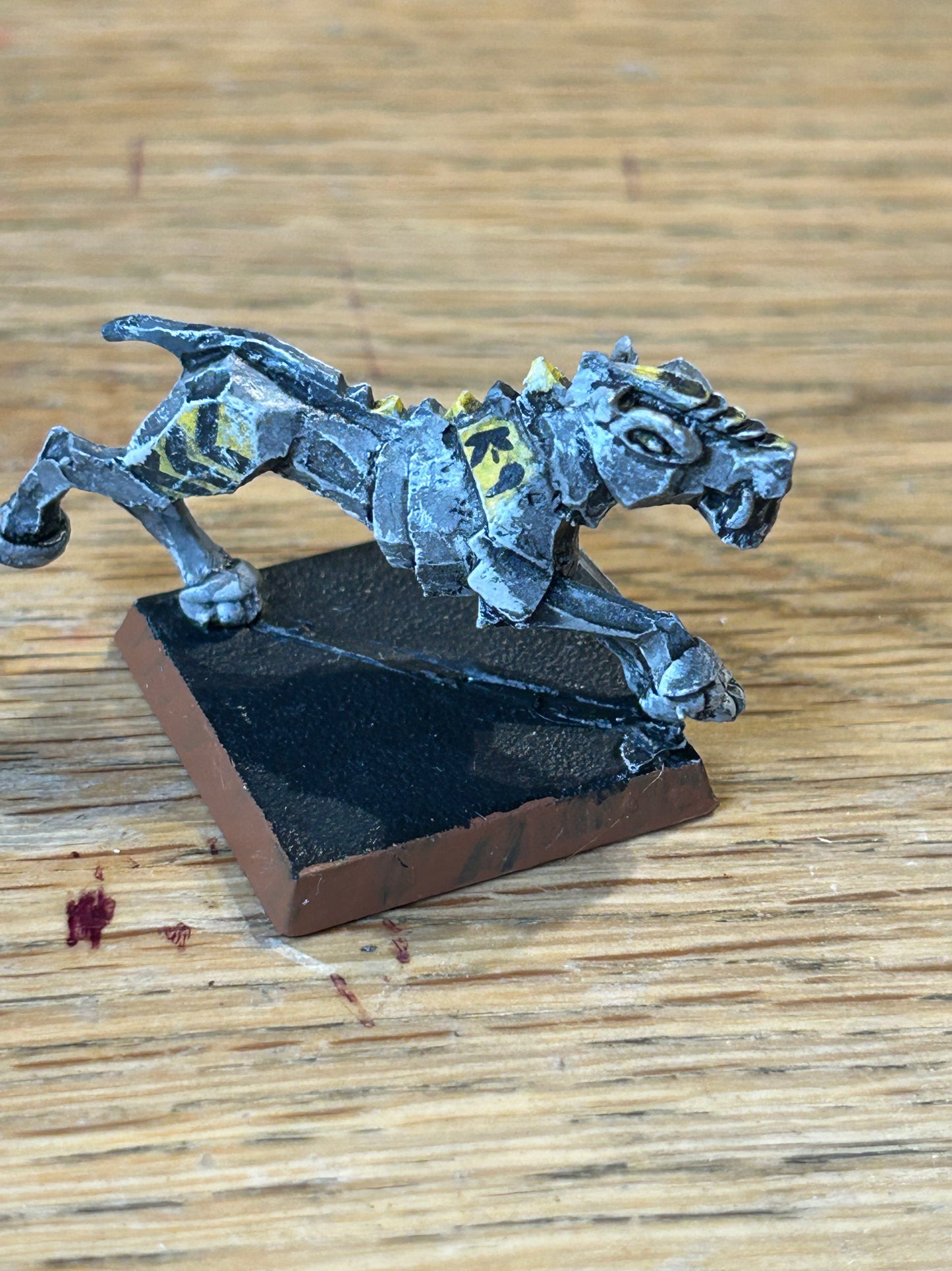 Rogue trader robo dog imperial guard (front paws are detached from tab) judge Dredd mega hound