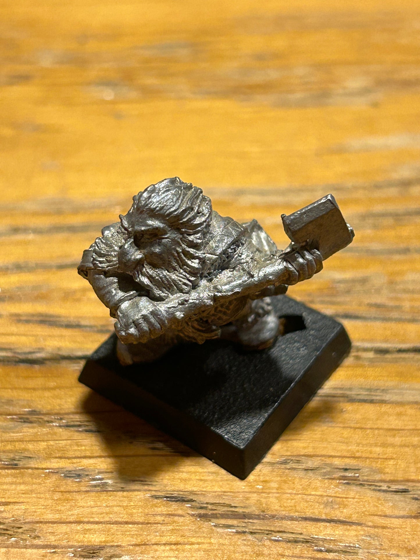 Citadel Warhammer fantasy and Lord of the rings  80s LOTR ME2 Fellowship Hero Dwarf Gimli