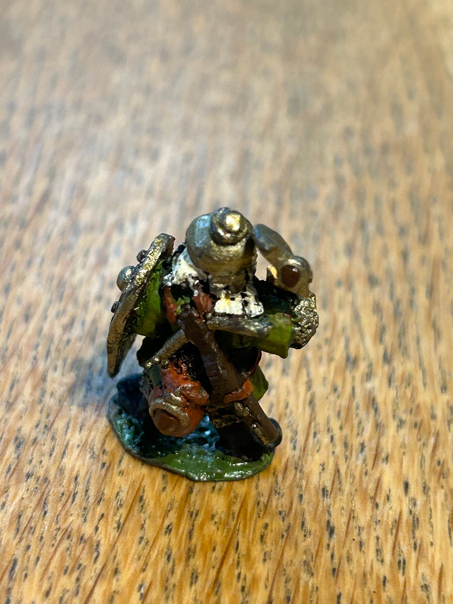 1981 FTD5 Dwarf with axe and shield and crossbow Fantasy Tribes Citadel Pre Slotta C07 warhammer fantasy
