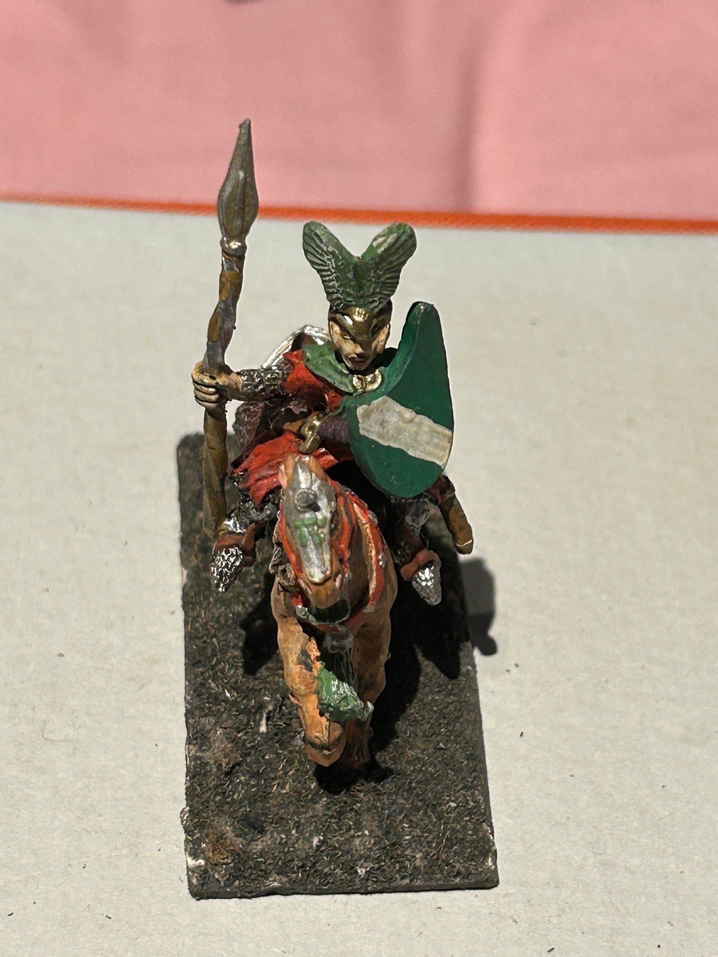 Citadel Miniatures Pre-slotta RR10 - Elwing's Elf Cavalry Trooper