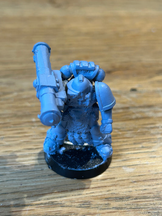 Warhammer 40k Space Wolves Long Fang Missile Launcher Metal