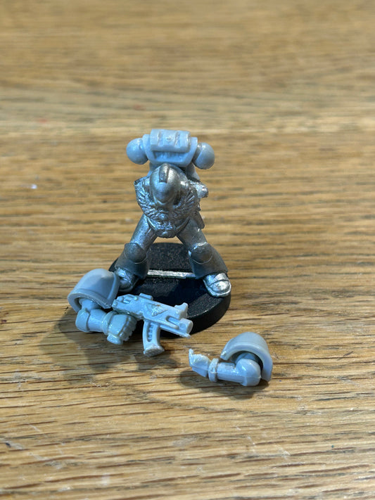 Classic Space Marine  - tactical marine Warhammer 40K Metal