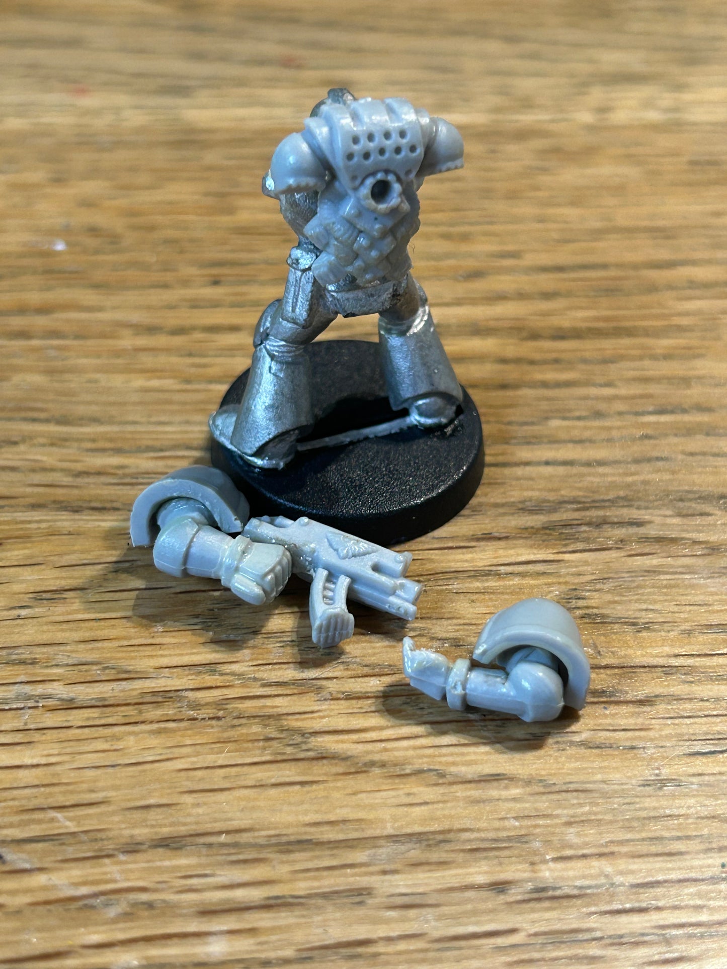 Classic Space Marine  - tactical marine Warhammer 40K Metal