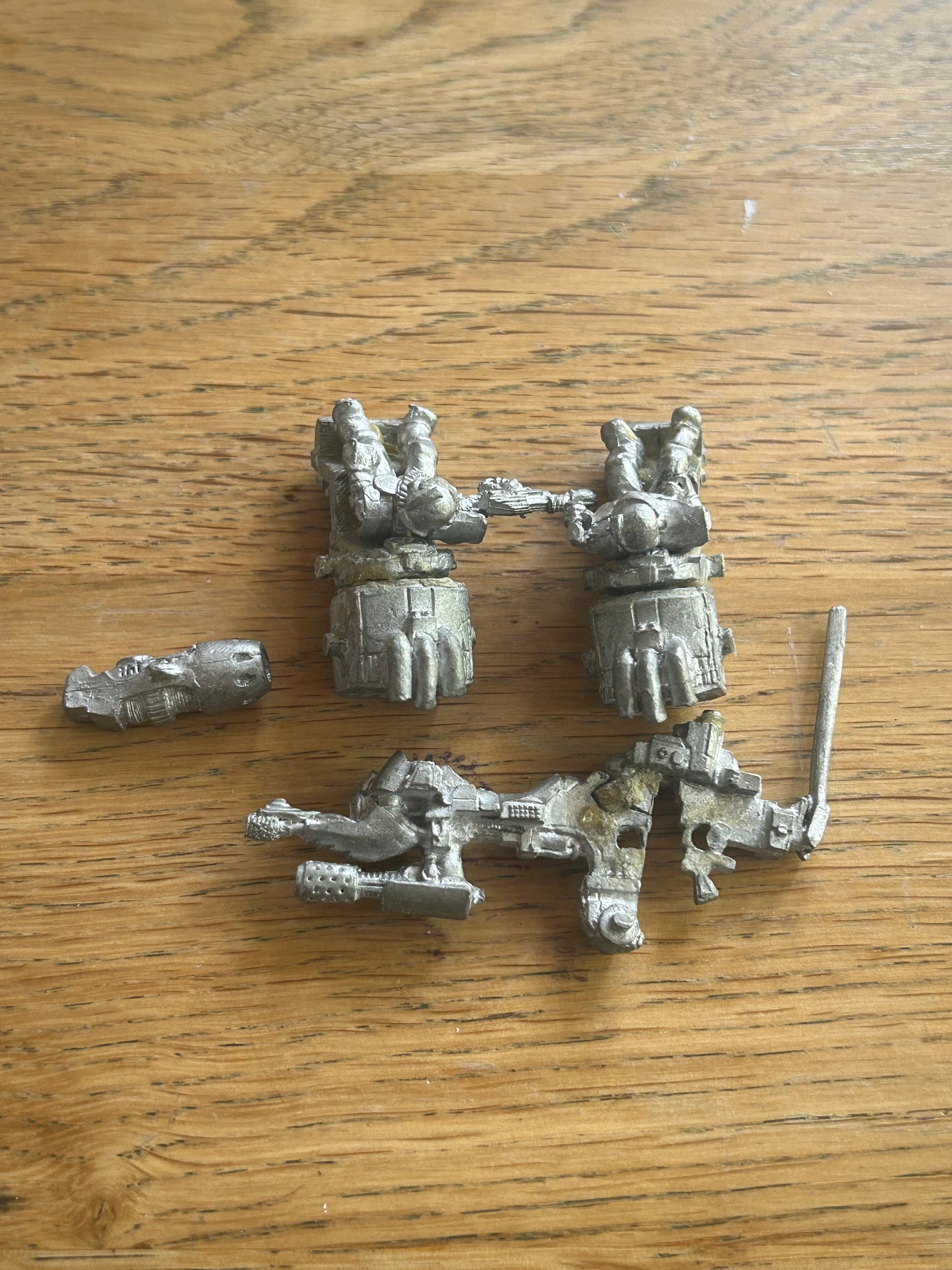 Warhammer 40k - Imperial Guard - Classic Metal Rogue Trader  Land Speeder