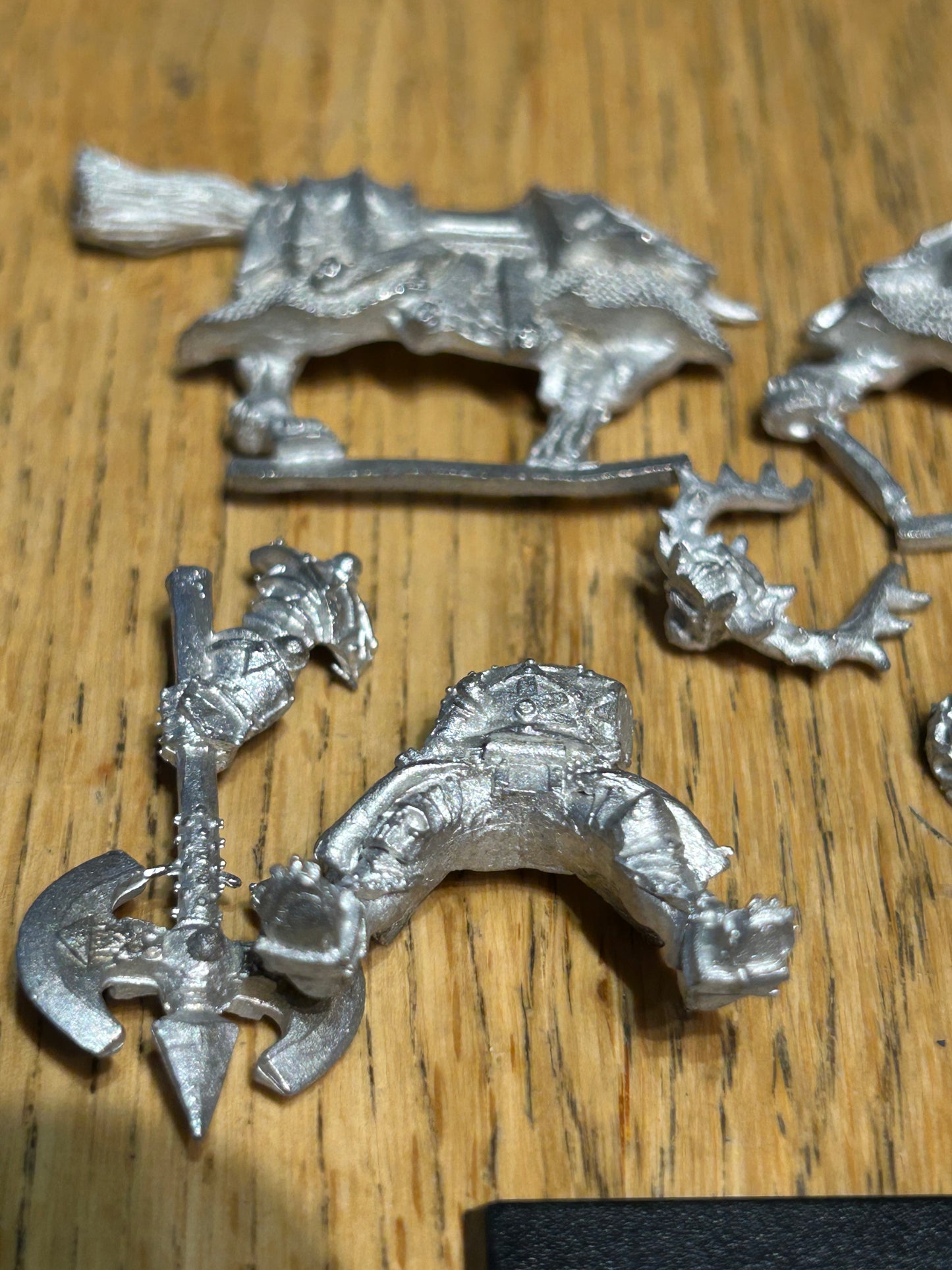 Warhammer fantasy chaos lord on steed (missing shield)