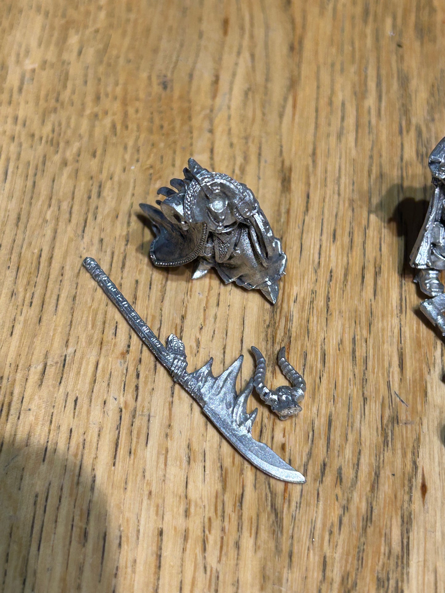 Warhammer fantasy chaos sorcerer Lord of tzeentch (no disc)