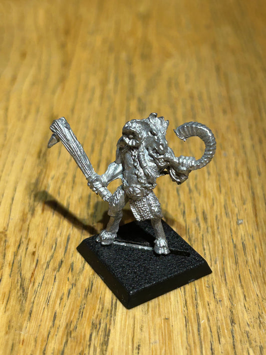 Warhammer Fantasy Beastman Musician