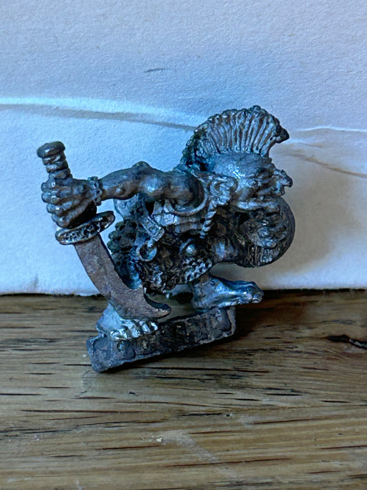Warhammer Fantasy C12 Goblin head cleaver