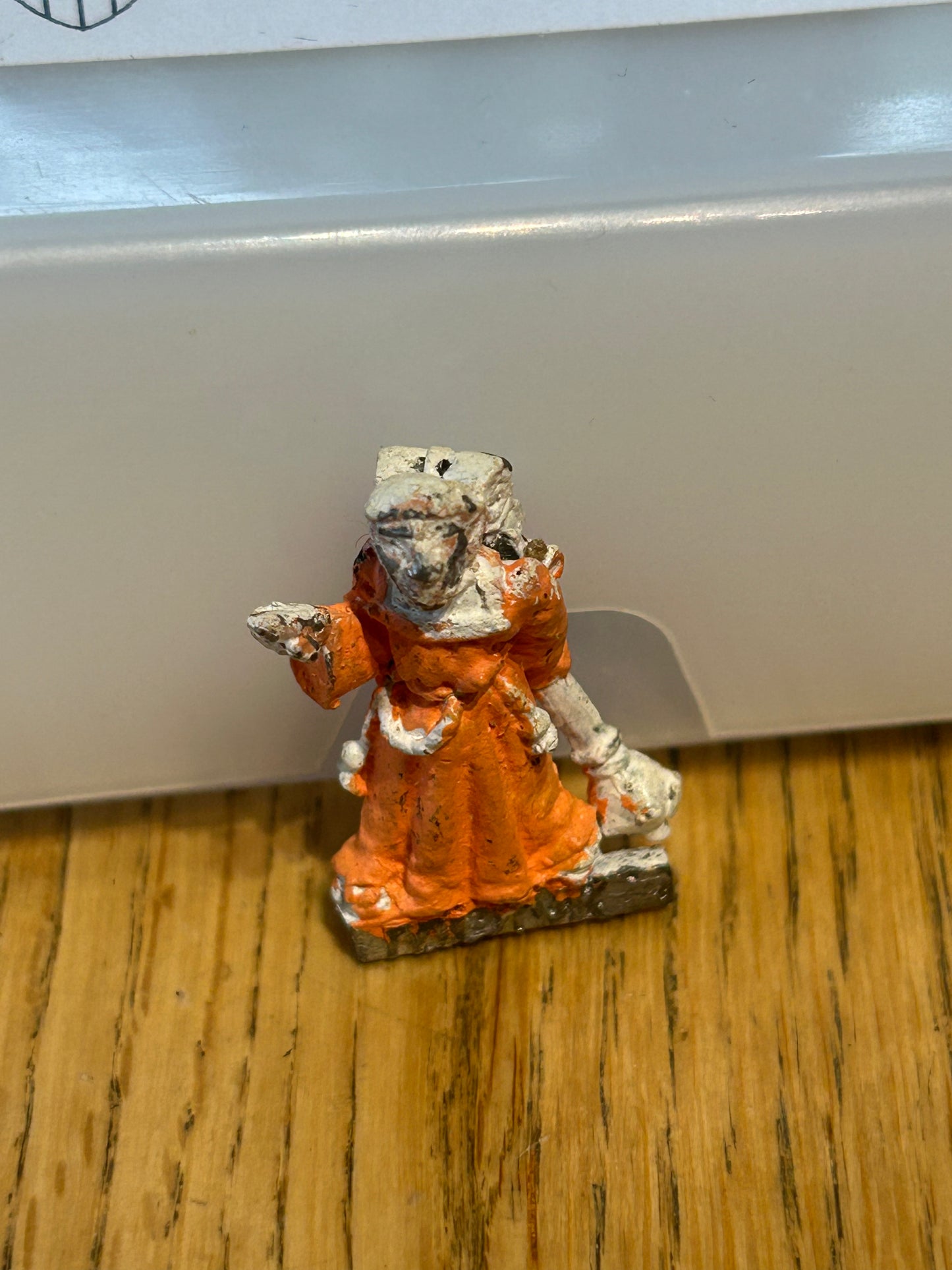 Warhammer fantasy talisman monk (needs stripping) empire or bretonnian