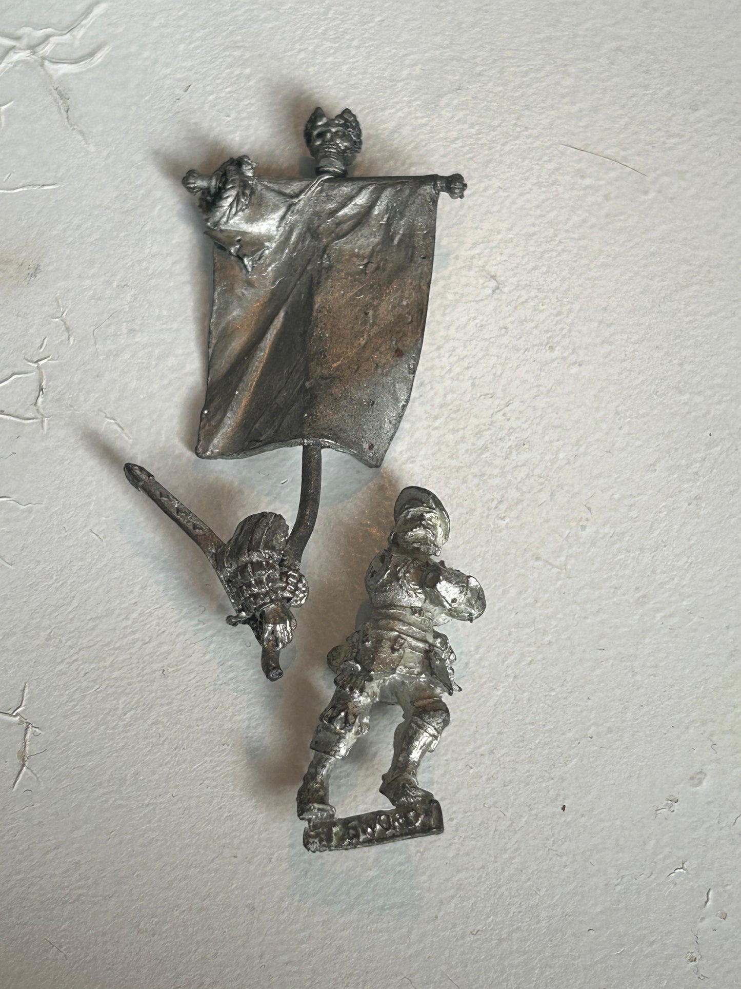 Warhammer Fantasy Old World Empire GreatSword standard bearer