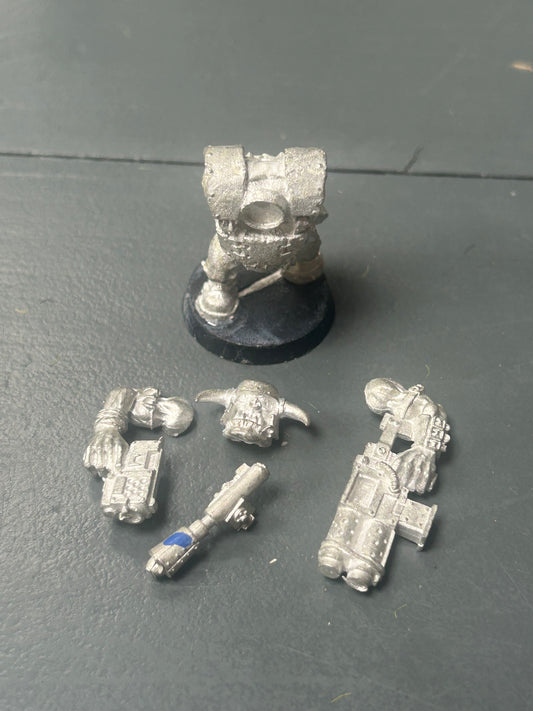 Warhammer 40k metal ork nob