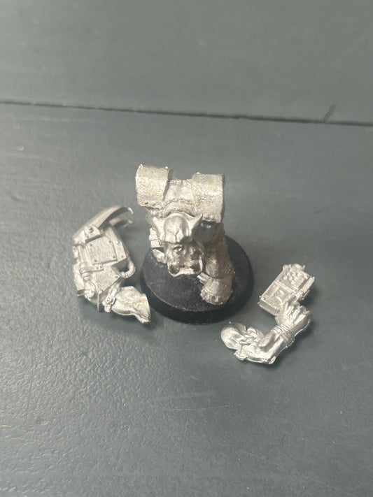 Warhammer 40k metal ork nob