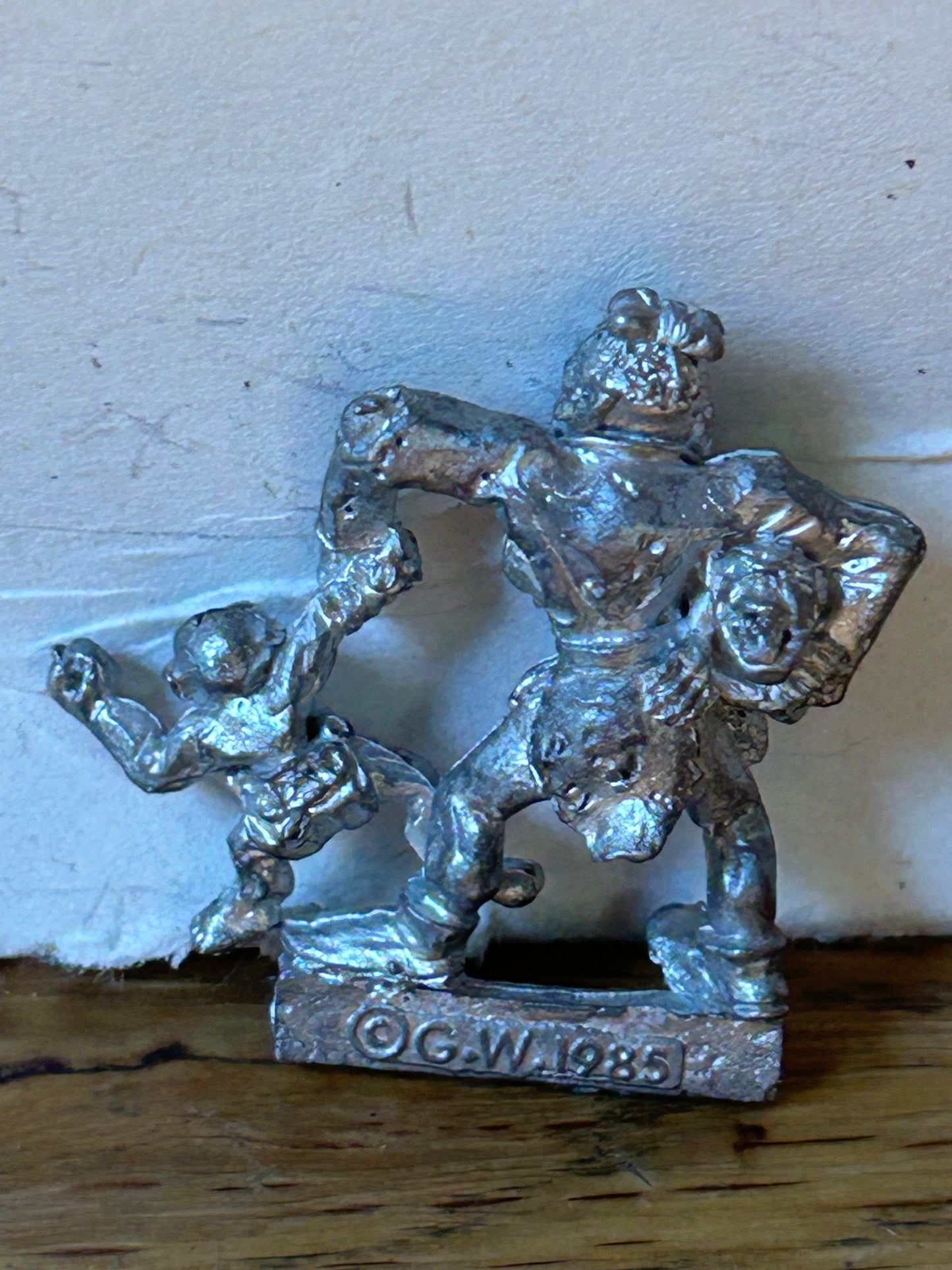 Warhammer - Orcs & Goblins   Classic Orc Villager - orc mum and children