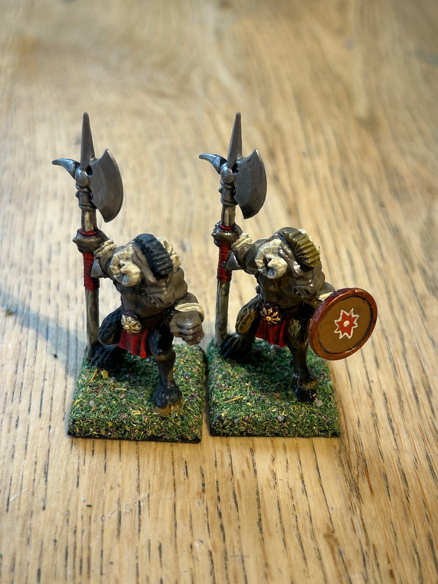 Warhammer fantasy monopose beastmen x2