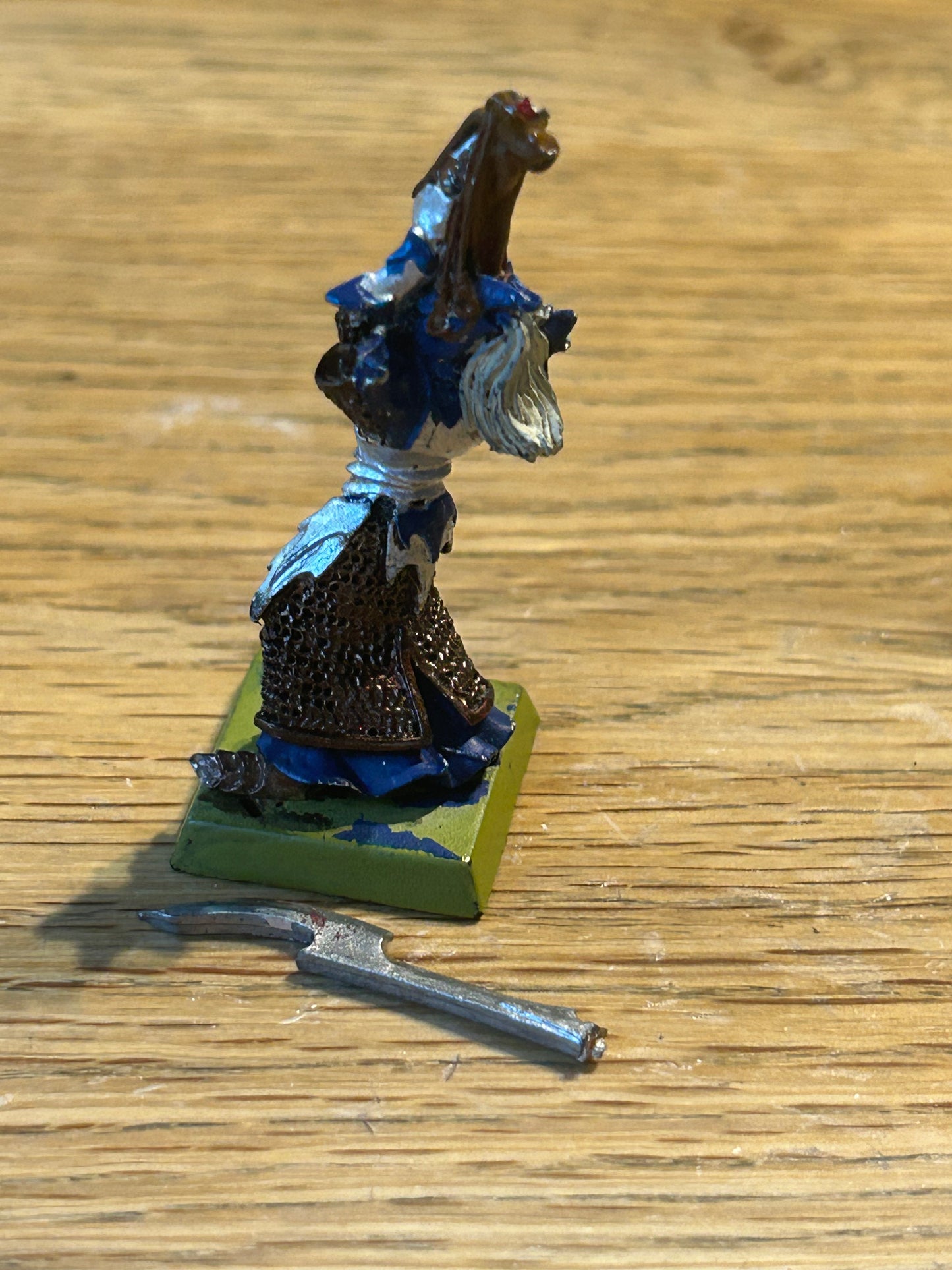 Warhammer fantasy dark elf executioner