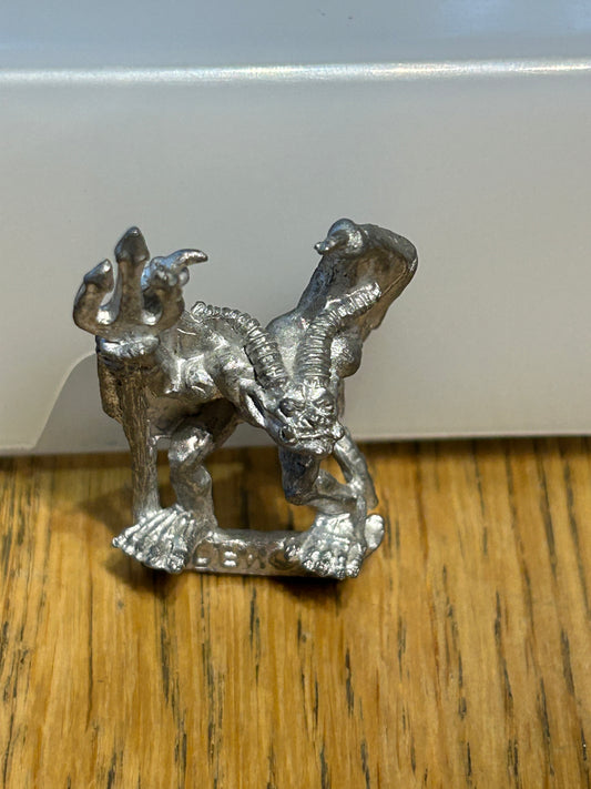 C18 NIGHT HORRORS DEMON DEVIL DAEMON METAL WARHAMMER UNDEAD VAMPIRE COUNTS