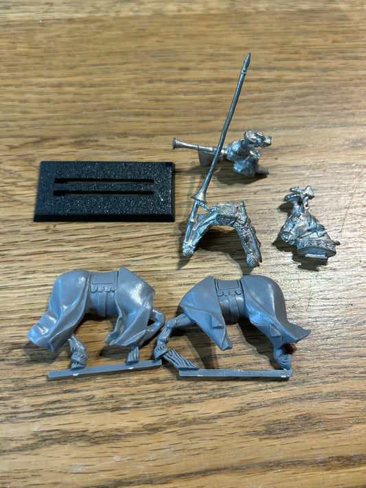 Warhammer Fantasy BRETONNIAN GRAIL KNIGHT MUSICIAN metal 5th edition