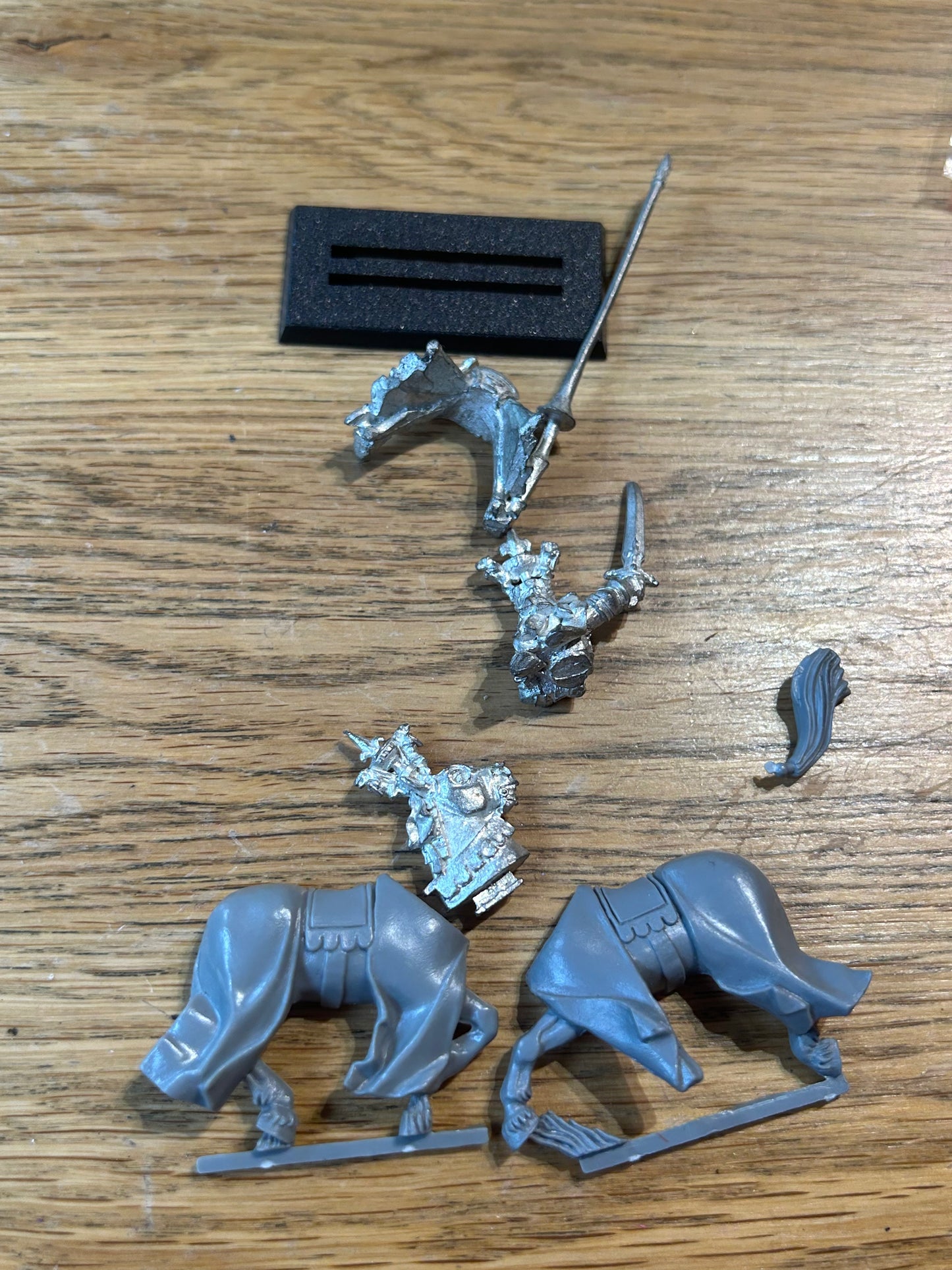 Warhammer Fantasy 5th Edition Bretonnian Grail Knight Champion Metal OOP 1998