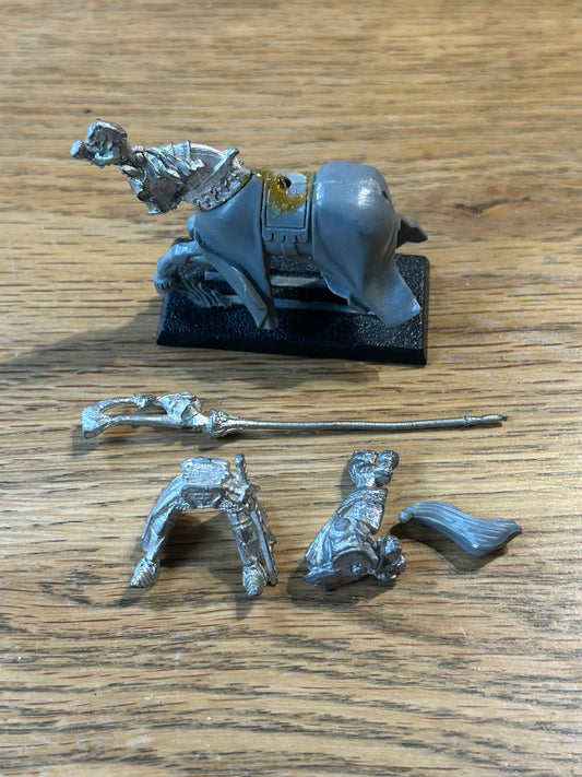 Warhammer Fantasy BRETONNIAN GRAIL KNIGHT metal 5th edition