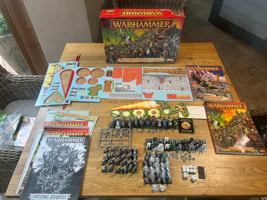 Warhammer fantasy 5th edition box set base game complete (read description)