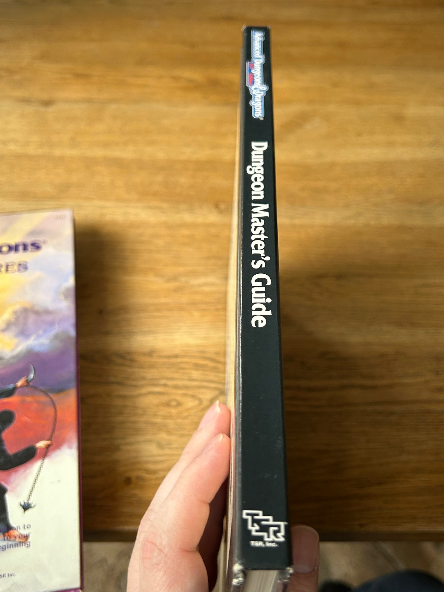 Advanced Dungeons & Dragons - Dungeon Masters Guide - 2011