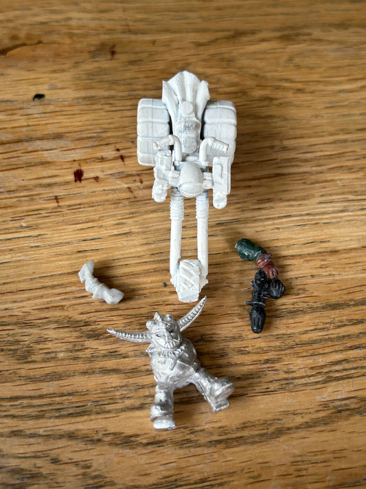 Warhammer 40k Rogue Trader Squat Hearthguard on Trike