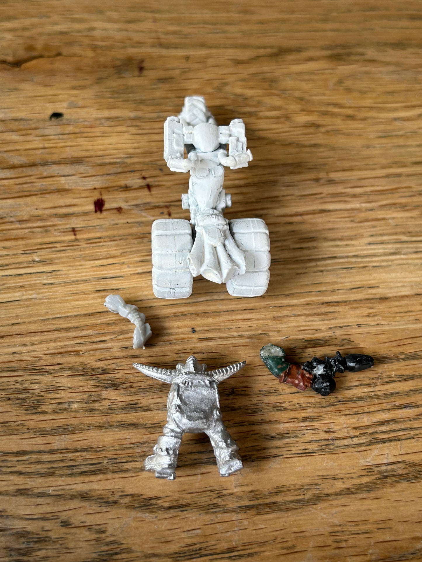 Warhammer 40k Rogue Trader Squat Hearthguard on Trike