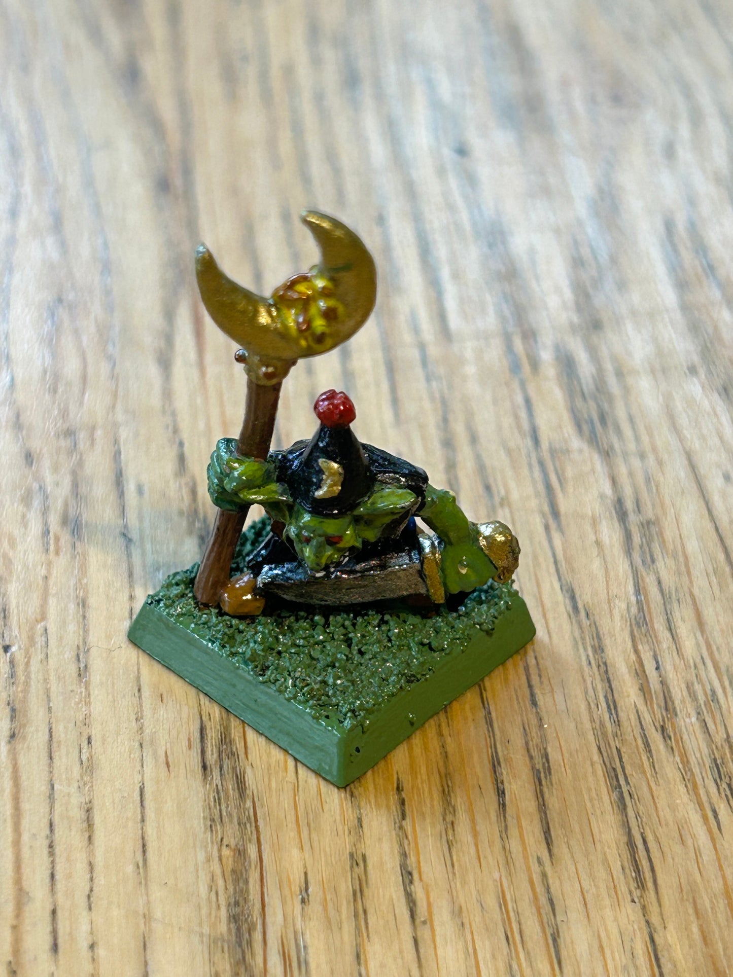 Warhammer Fantasy Night Goblin standard Bearer