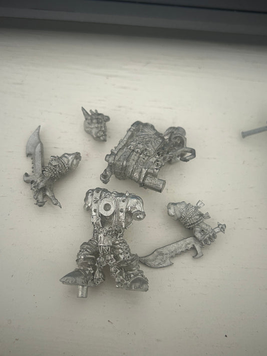 Warhammer 40k Metal Ork Boss Snikrot