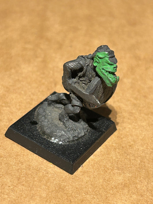 Citadel - Pre Slotta - Warhammer - C15 armoured Orc with sword and shield FTO2 attacking with sword and shield  Fantasy tribes orcs