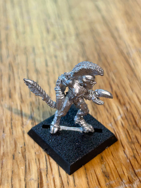 Daemonette of Slaanesh Lewdbeast Realm of Chaos Metal Citadel