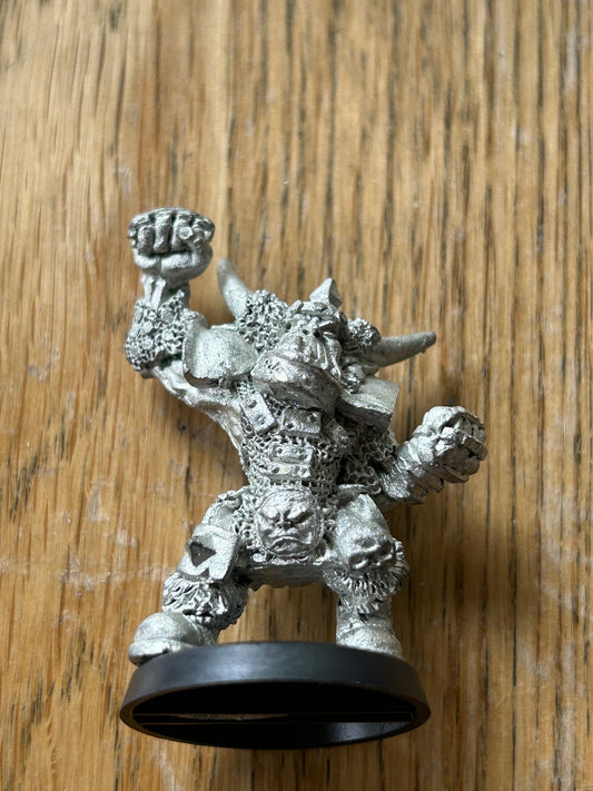 Bloodbowl orcland raiders black orc blocker