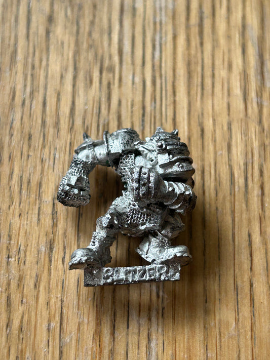 Bloodbowl orcland raiders blitzer