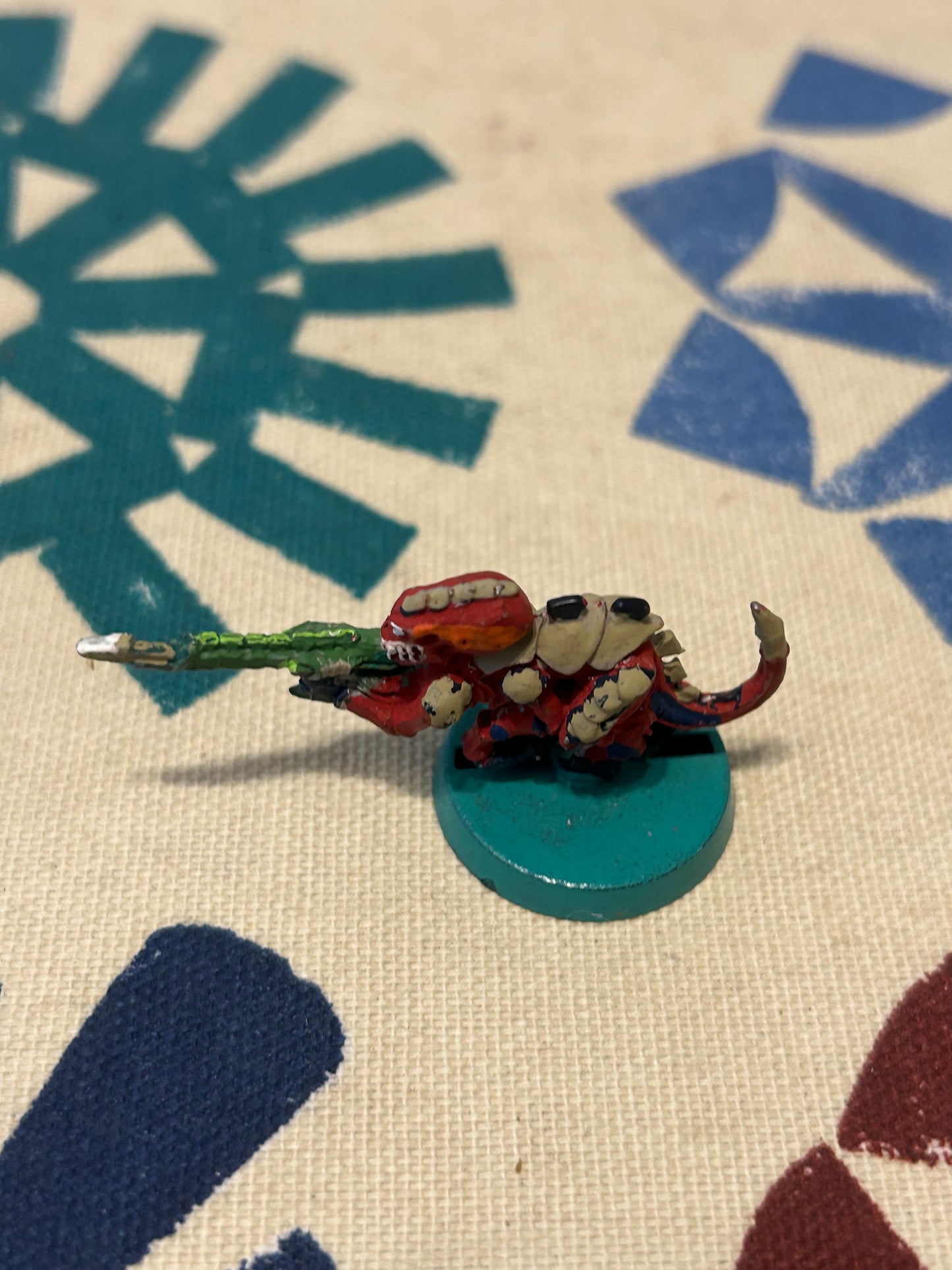 Tyranid Termagant Spike Rifle Warhammer 40K Games Workshop Metal Painted