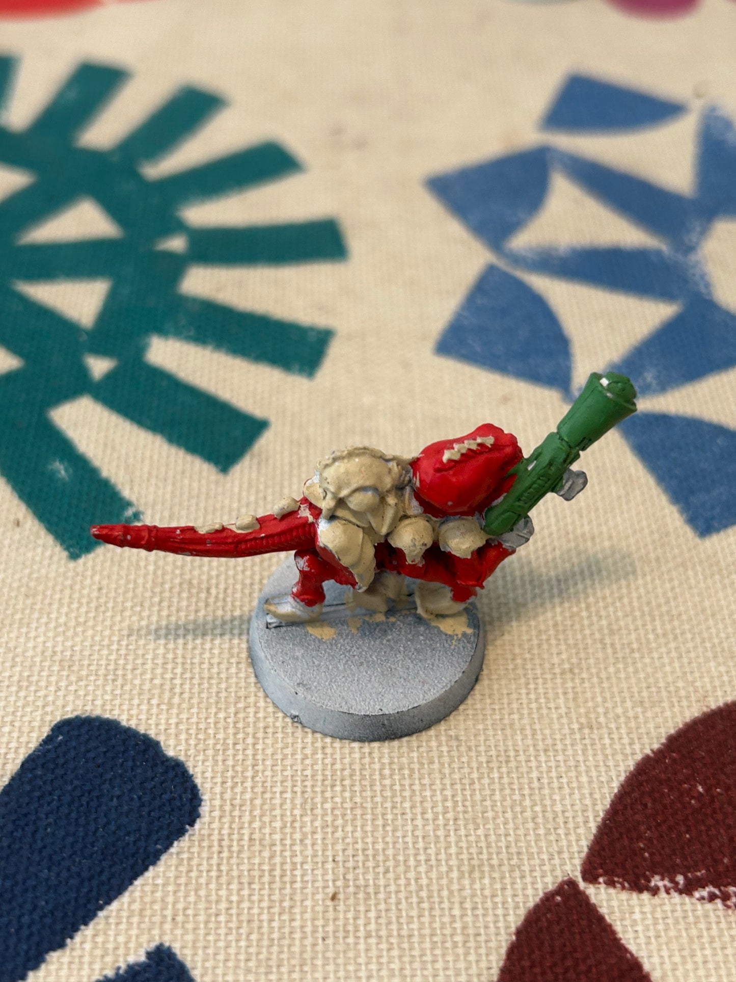 Vintage Warhammer 40k Tyranids 'Termagant With Strangleweb Metal