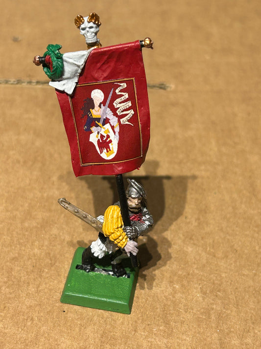Warhammer Fantasy Old World Empire GreatSword standard bearer