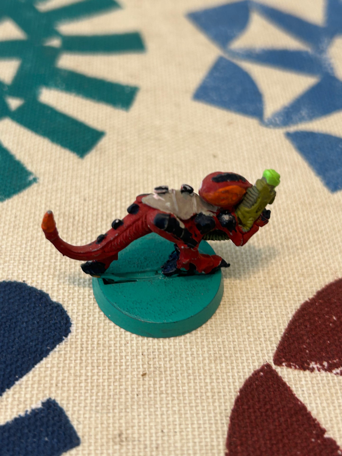 Vintage Warhammer 40k Tyranids Termagant With Fleshborer Metal