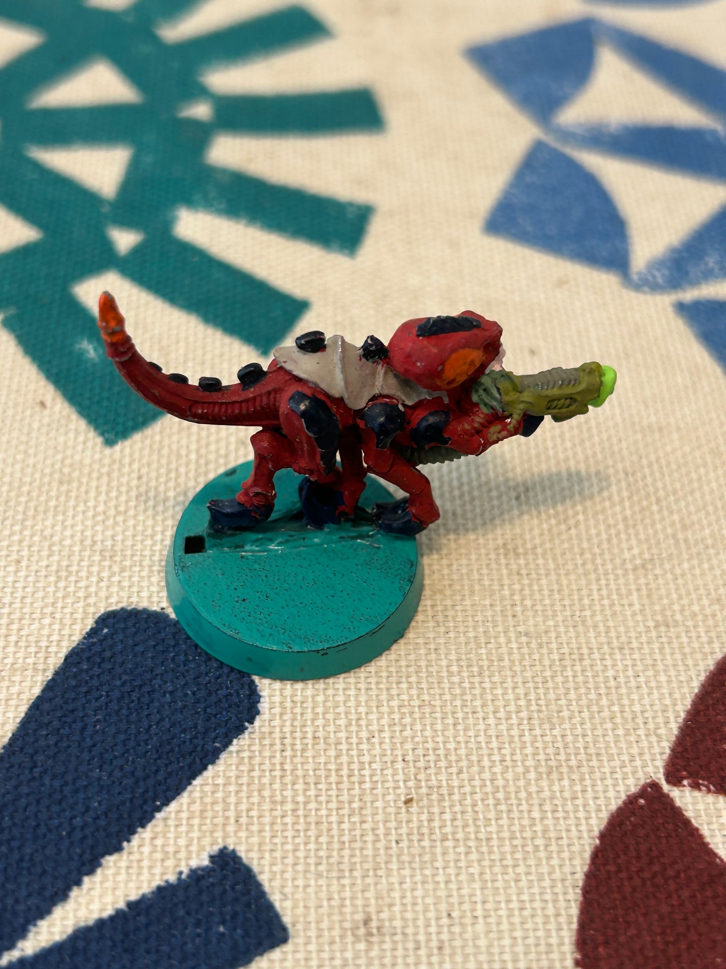 Vintage Warhammer 40k Tyranids Termagant With Fleshborer Metal