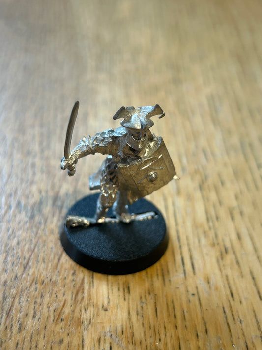 Warhammer Lord of The Rings Easterling warrior metal