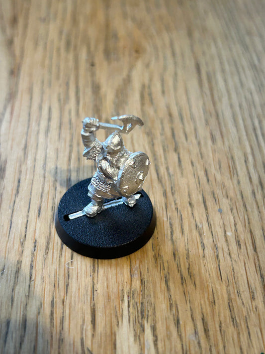 DWARF warrior METAL OOP GAMES WORKSHOP LORD OF THE RINGS THE HOBBIT LOTR MESBG